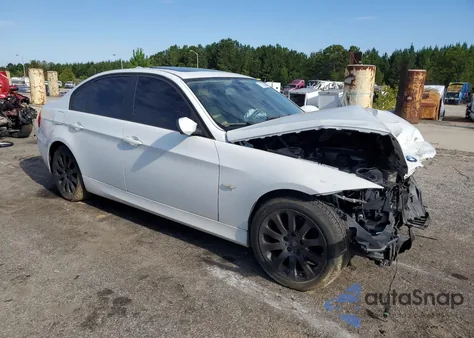 2006 BMW 325 I z USA, uszkodzony, nr VIN WBAVB13586KX45781